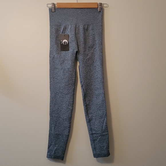 LUNA BY LUCY Allure Leggings in Ocean (NWT) - Picture 4 of 5